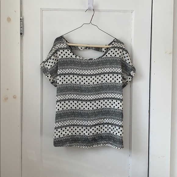 Silky Rumor Blouse - Picture 1 of 5